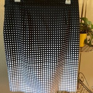 BLack and white checkered pencil